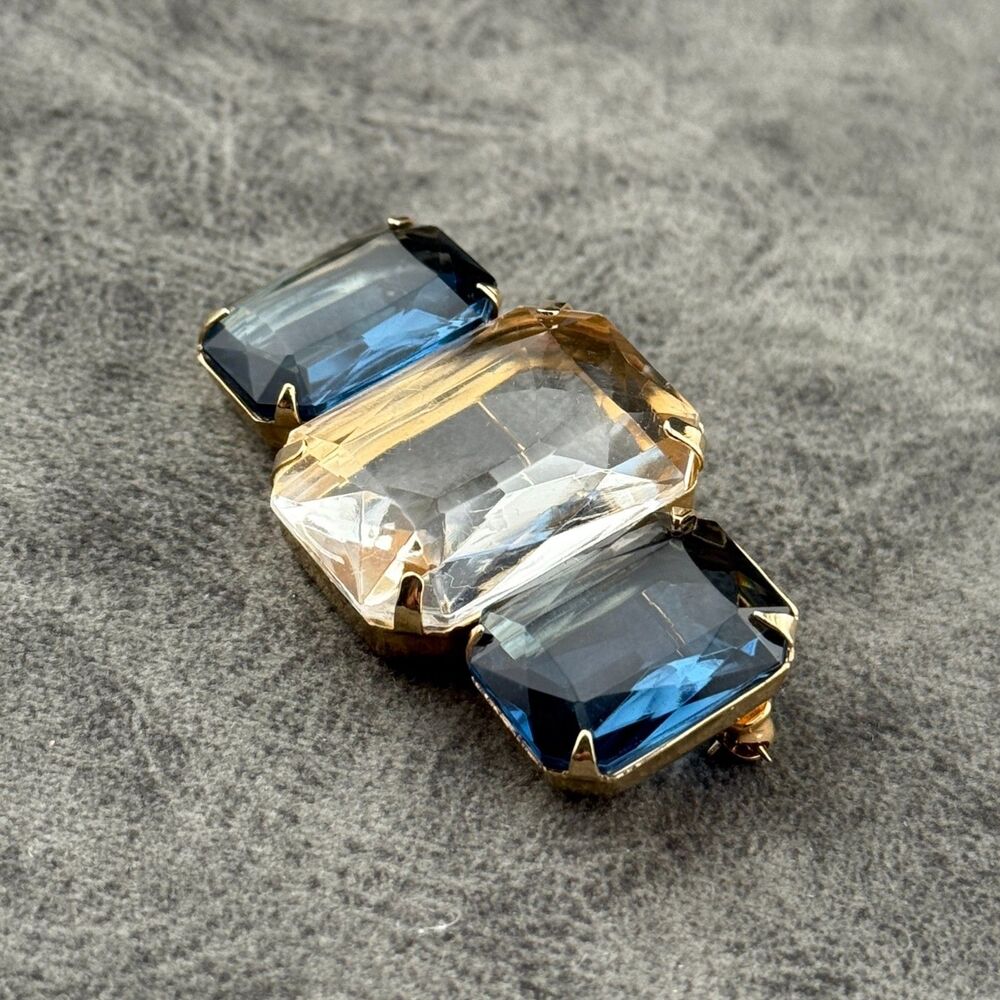 Vintage Signed Avon Blue and Clear Faceted Emerald Cut Faux Gemstone Brooch Pin